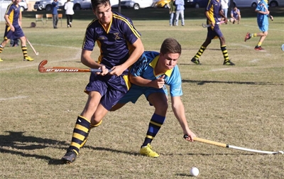 Gimmies se hokkiespanne maak skoonskip